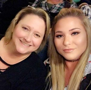 Meet your Posher, Kim